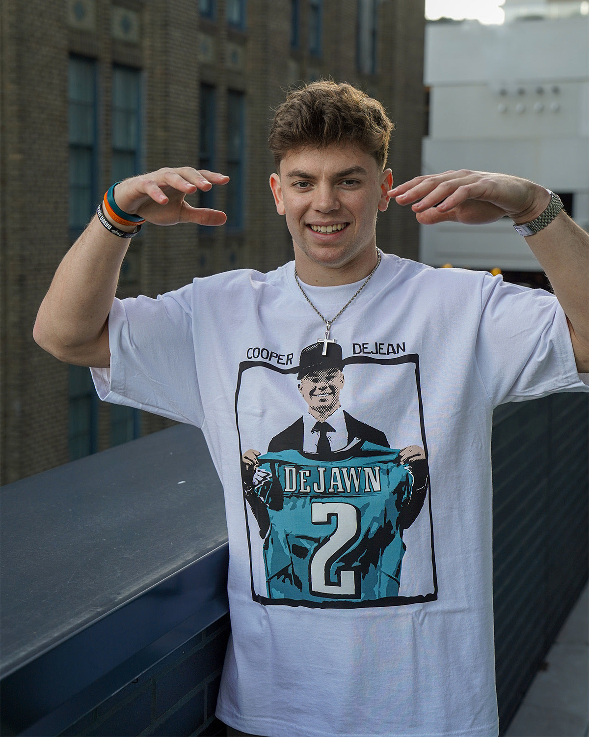 DEJAWN Tee